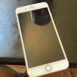 Rose gold iPhone 7 Plus